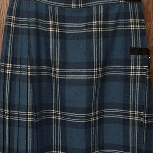 Vintage Kilt Wrap Tartan Style Scottish Plaid 1960s Skirt With Pin Size M-L